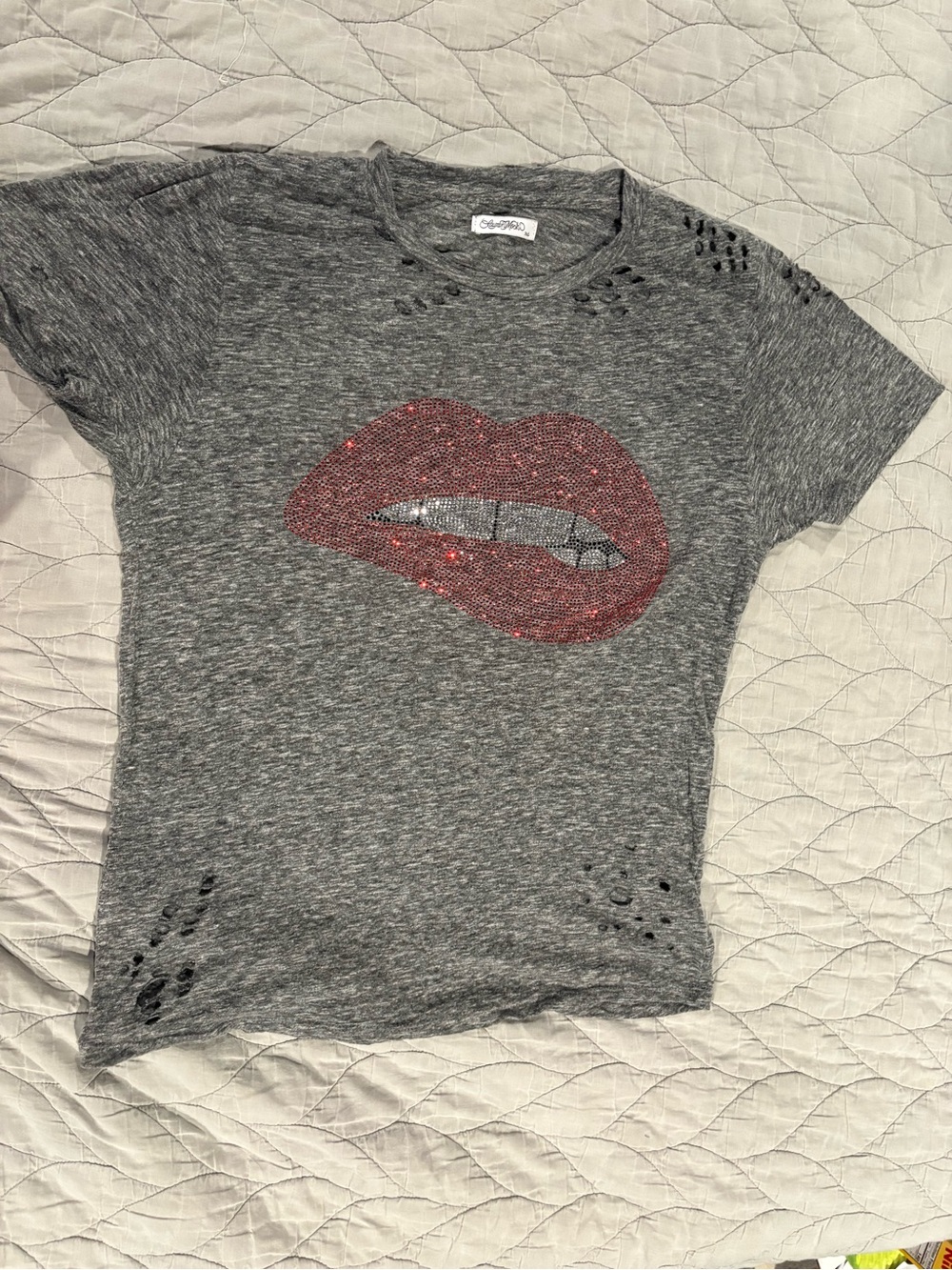 Lauren Moshi Distressed Gray Short Sleeve Tee with Red Sequin Lip Motif